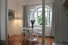 Boutique Villa Mia, amazing location with parking